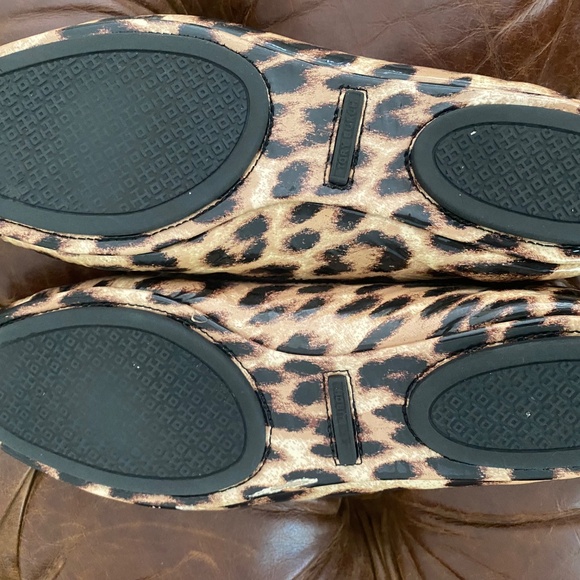 Tory Burch Leopard Reva Flat - Picture 3 of 4